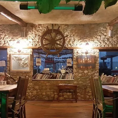 Camping Bay Efetto * Cedit